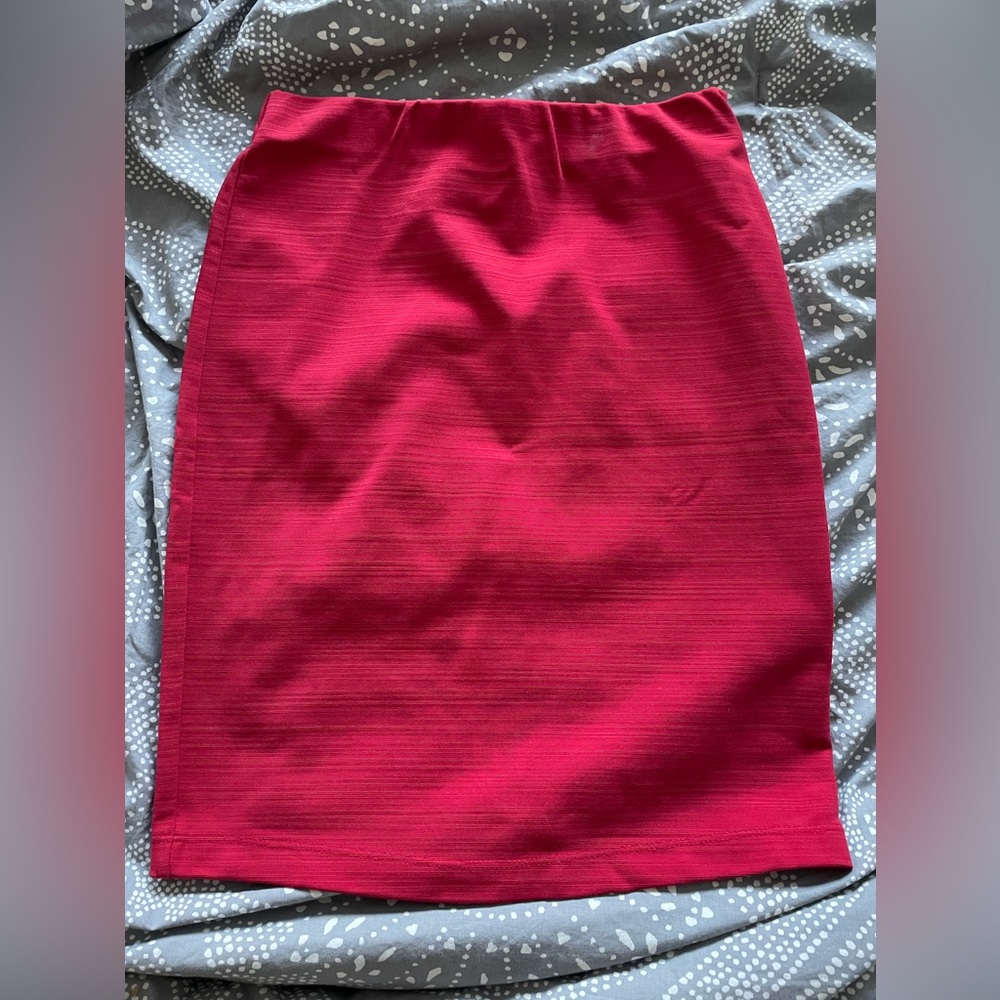 LIKE NEW Heather Pencil Skirt